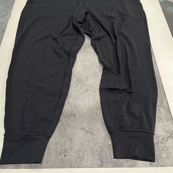 Brand New - Lululemon Align Jogger - Picture 4 of 5